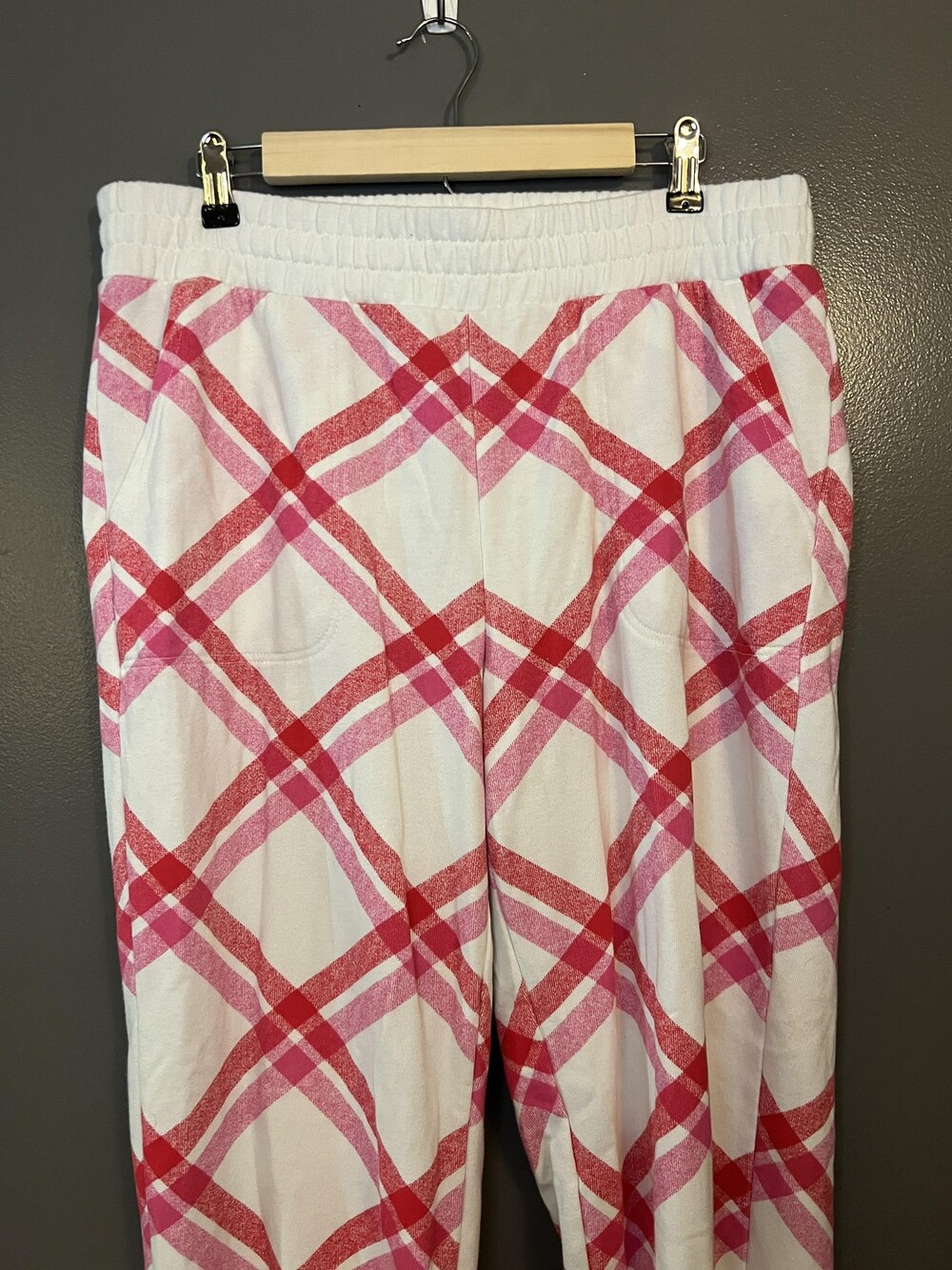 Colsie Pants Womens Large White Pink Red Plaid Jogger Sweatpants Lounge Cuffed